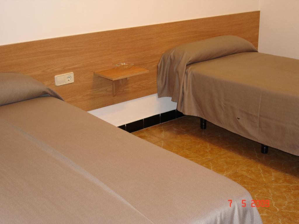 Hostal Can Blanco Sarria de Ter Luaran gambar